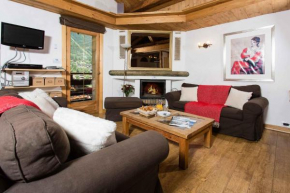 Гостиница Les Pelerins Apartment - Chamonix All Year  Шамони